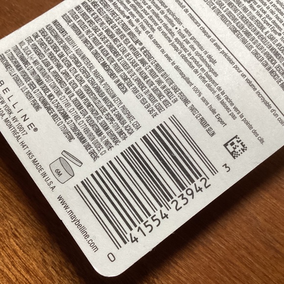 Maybelline Mascara Bundle 140 Blackest Black & 799 Cosmic Black NEW - Picture 12 of 12